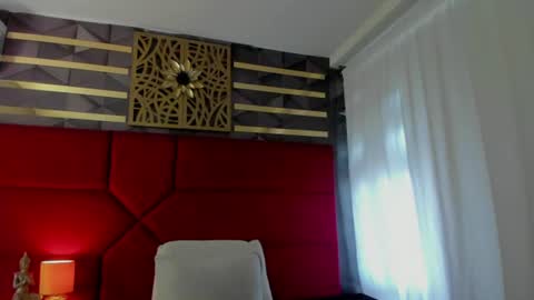 Hanny  online show from June 20, 2026, 11:57 am