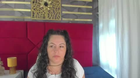 Hanny  online show from June 25, 2026, 11:48 am