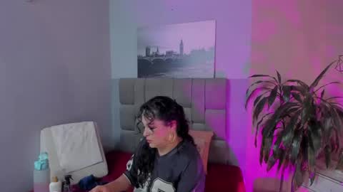 Hanny  online show from July 18, 2026, 11:47 am