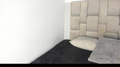 Snapshot of hanny_milf_ chatting on September 18, 2025, 11:12 am HANNY online show from September 18, 2025, 11:12 am