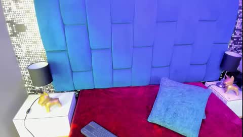 Snapshot of hanny_milf_ chatting on November 12, 2025, 11:10 am HANNY online show from November 12, 2025, 11:10 am