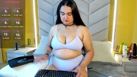Snapshot of hanny_thomson chatting on July 16, 2026, 7:58 am Hanny online show from July 16, 2026, 7:58 am
