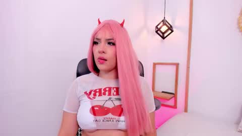 Snapshot of hannybelle__ chatting on November 24, 2025, 2:50 pm Hanny online show from November 24, 2025, 2:50 pm