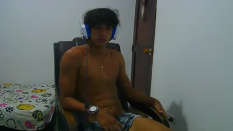 Snapshot of hansel_take chatting on May 7, 2026, 8:14 pm hansel_take online show from May 7, 2026, 8:14 pm