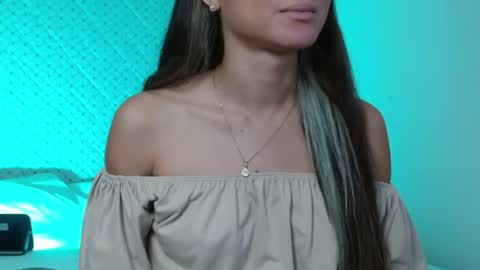Snapshot of hantonella chatting on June 18, 2026, 2:54 pm Anto online show from June 18, 2026, 2:54 pm