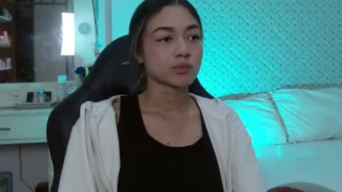 Snapshot of hantonella chatting on July 23, 2026, 2:59 pm Anto online show from July 23, 2026, 2:59 pm