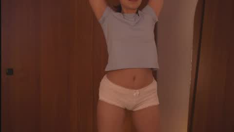 Mizi online show from May 29, 2026, 4:49 pm
