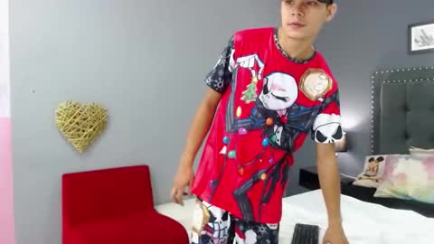 Snapshot of hanyo_and_cattie chatting on December 7, 2024, 2:02 pm hanyo_and_cattie online show from December 7, 2024, 2:02 pm