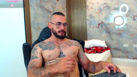 hanz_col online show from March 4, 2025, 4:20 pm