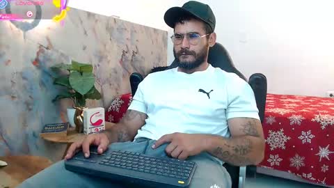 hanz_col online show from October 13, 2025, 3:01 pm