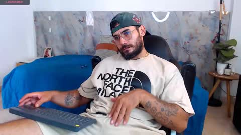 hanz_col online show from December 19, 2025, 3:41 pm