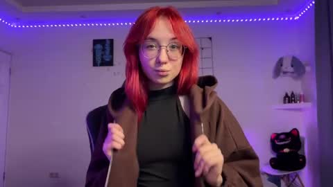 Snapshot of happy_milly chatting on November 26, 2025, 12:22 am Call me Milly online show from November 26, 2025, 12:22 am