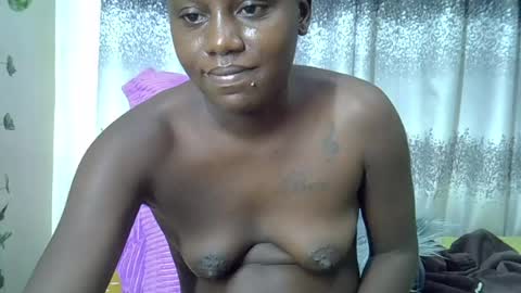 happybree_ online show from August 6, 2026, 2:13 am