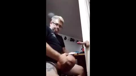 Snapshot of happydick69a chatting on January 31, 2026, 8:18 pm happydick69a online show from January 31, 2026, 8:18 pm