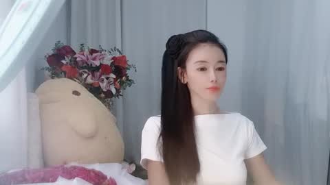 Snapshot of happyflower802318 chatting on August 2, 2026, 2:54 am Daisy online show from August 2, 2026, 2:54 am