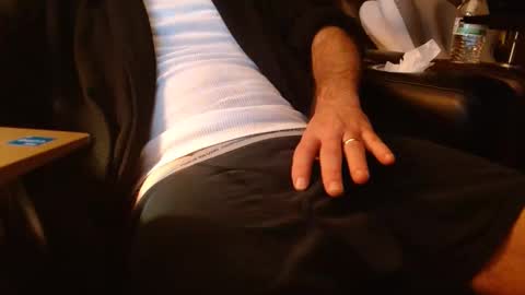 Snapshot of happyhogan1 chatting on December 22, 2024, 11:11 am Jhonassmann12 online show from December 22, 2024, 11:11 am