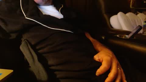 Snapshot of happyhogan1 chatting on January 25, 2025, 11:34 am Jhonassmann12 online show from January 25, 2025, 11:34 am