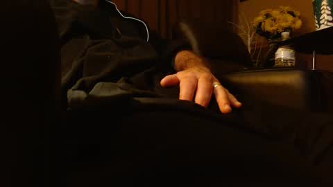 Snapshot of happyhogan1 chatting on February 17, 2025, 8:41 am Jhonassmann12 online show from February 17, 2025, 8:41 am