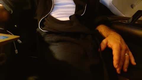 Snapshot of happyhogan1 chatting on February 23, 2025, 11:22 am Jhonassmann12 online show from February 23, 2025, 11:22 am