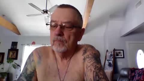 Snapshot of happynudist7373 chatting on April 15, 2026, 2:35 pm happynudist7373 online show from April 15, 2026, 2:35 pm