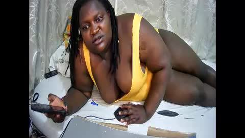 happysonia online show from October 3, 2025, 9:50 am