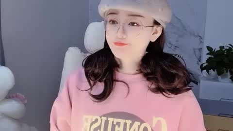 Snapshot of happysweetie168 chatting on December 23, 2024, 4:01 am Daisy online show from December 23, 2024, 4:01 am