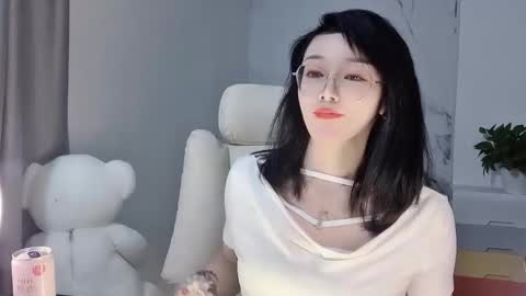 Snapshot of happysweetie168 chatting on February 28, 2025, 5:59 pm Daisy online show from February 28, 2025, 5:59 pm