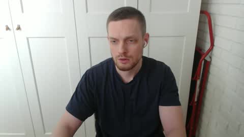 Snapshot of happyvelvetpaw chatting on January 16, 2026, 8:51 am happyvelvetpaw online show from January 16, 2026, 8:51 am