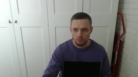 Snapshot of happyvelvetpaw chatting on January 17, 2026, 11:04 am happyvelvetpaw online show from January 17, 2026, 11:04 am