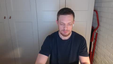 Snapshot of happyvelvetpaw chatting on February 7, 2026, 10:35 pm happyvelvetpaw online show from February 7, 2026, 10:35 pm