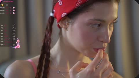 Snapshot of happyvivy chatting on January 31, 2025, 10:20 am Vivy online show from January 31, 2025, 10:20 am