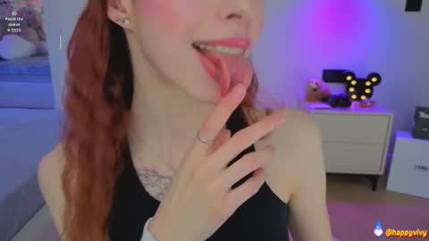 Snapshot of happyvivy chatting on October 13, 2025, 9:59 pm Vivy online show from October 13, 2025, 9:59 pm