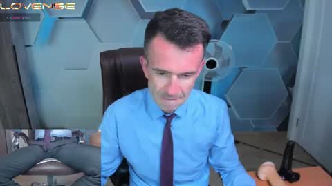 Snapshot of hard_and_juici chatting on June 23, 2026, 12:58 pm Steve online show from June 23, 2026, 12:58 pm