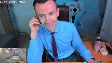 Snapshot of hard_and_juici chatting on June 24, 2026, 9:30 am Steve online show from June 24, 2026, 9:30 am