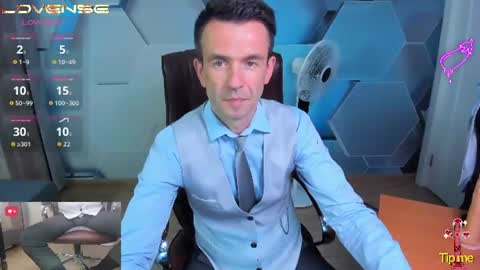 Snapshot of hard_and_juici chatting on July 14, 2026, 10:21 am Steve online show from July 14, 2026, 10:21 am
