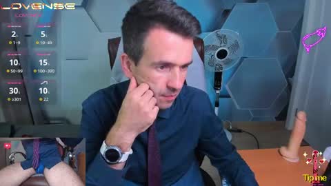 Snapshot of hard_and_juici chatting on July 21, 2026, 7:05 pm Steve online show from July 21, 2026, 7:05 pm