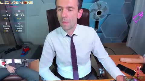 Snapshot of hard_and_juici chatting on July 25, 2026, 3:26 am Steve online show from July 25, 2026, 3:26 am