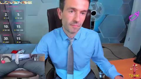 Snapshot of hard_and_juici chatting on July 28, 2026, 12:48 pm Steve online show from July 28, 2026, 12:48 pm