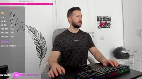 Snapshot of hard_chriss chatting on May 9, 2026, 8:19 am Hard Cock online show from May 9, 2026, 8:19 am