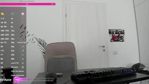 Snapshot of hard_chriss chatting on May 18, 2026, 7:03 am Hard Cock online show from May 18, 2026, 7:03 am