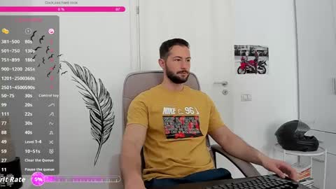 Snapshot of hard_chriss chatting on May 19, 2026, 6:20 am Hard Cock online show from May 19, 2026, 6:20 am