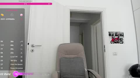 Snapshot of hard_chriss chatting on May 29, 2026, 8:45 am Hard Cock online show from May 29, 2026, 8:45 am