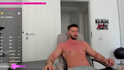 Snapshot of hard_chriss chatting on June 11, 2026, 9:07 am Hard Cock online show from June 11, 2026, 9:07 am