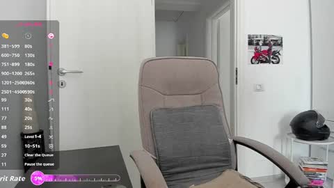Snapshot of hard_chriss chatting on June 29, 2026, 5:57 am Hard Cock online show from June 29, 2026, 5:57 am