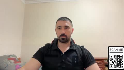 Snapshot of hard_to_obey chatting on June 6, 2026, 11:37 am Vadim online show from June 6, 2026, 11:37 am