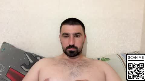 Snapshot of hard_to_obey chatting on June 10, 2026, 7:24 pm Vadim online show from June 10, 2026, 7:24 pm