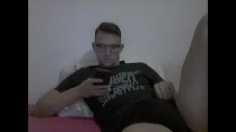 Snapshot of hardboylovemilfmoom chatting on June 2, 2026, 6:32 pm hardboylovemilfmoom online show from June 2, 2026, 6:32 pm