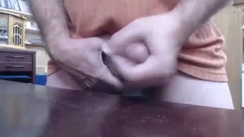 Snapshot of hardbuns chatting on January 1, 2025, 7:10 pm Brad online show from January 1, 2025, 7:10 pm