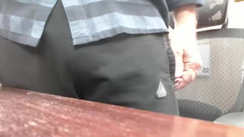 Snapshot of hardbuns chatting on March 1, 2025, 6:21 pm Brad online show from March 1, 2025, 6:21 pm