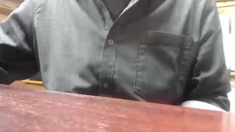 Snapshot of hardbuns chatting on October 13, 2025, 3:34 pm Brad online show from October 13, 2025, 3:34 pm